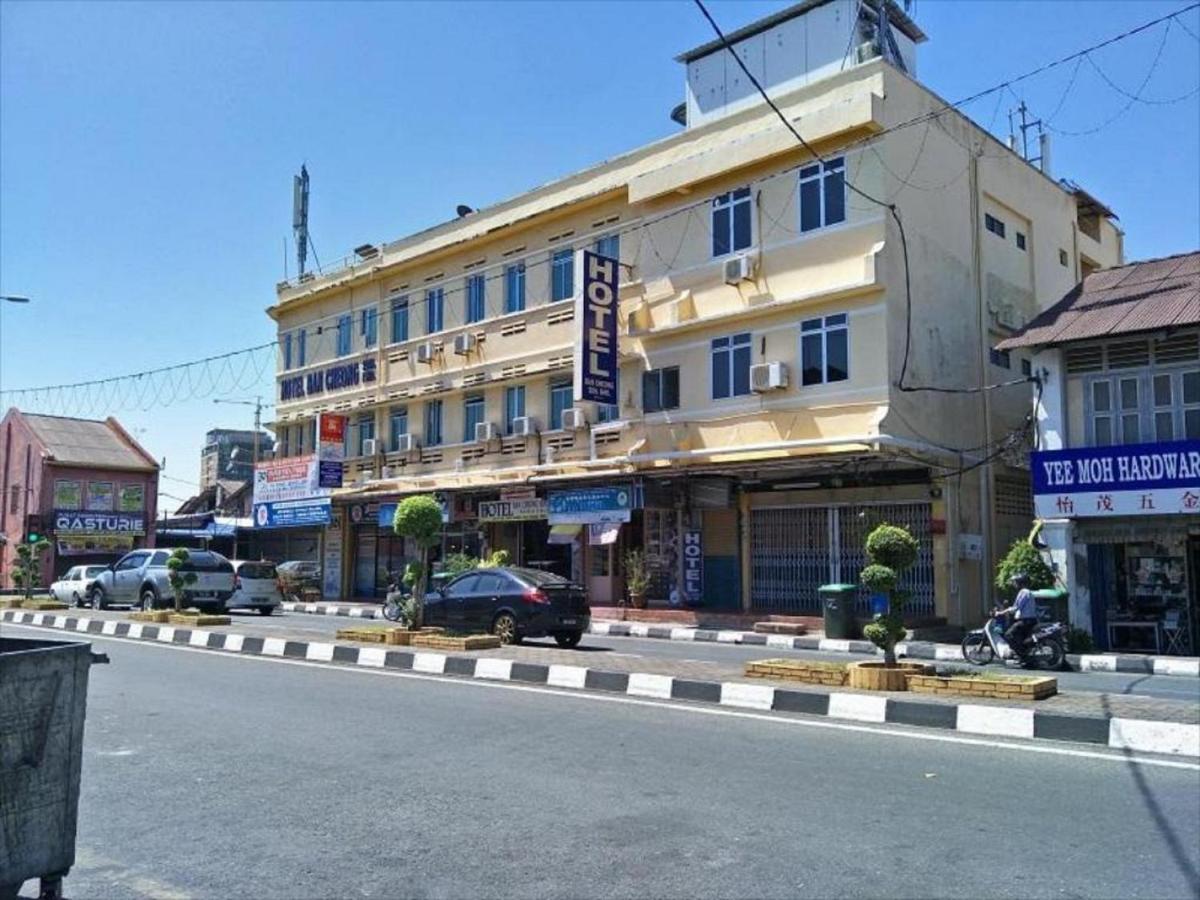 Suitetrails - OYO 90743 Hotel Ban Cheong