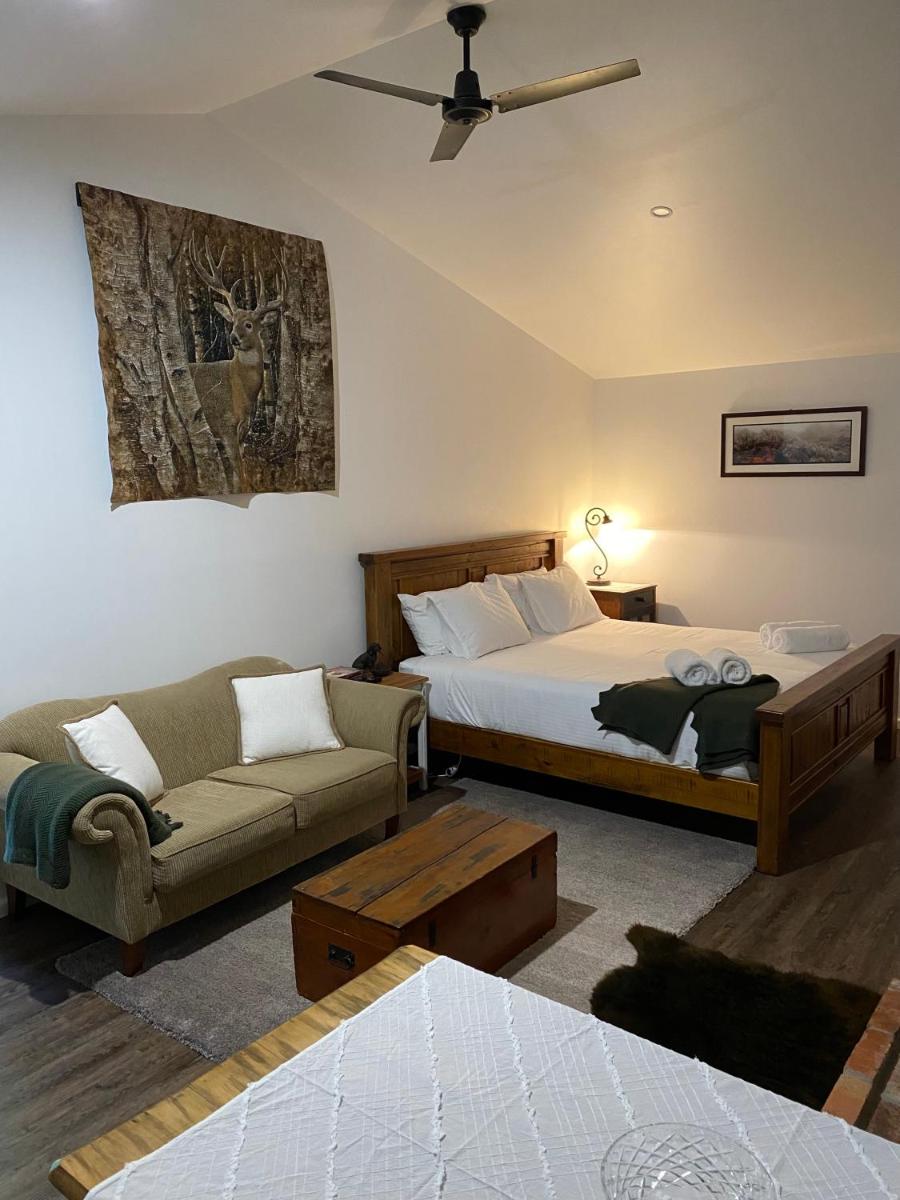 Holly House Garden Studio - Housity