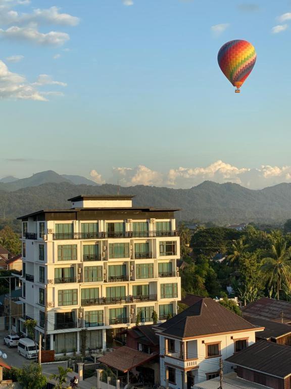 VANG VIENG TOPVIEW HOTEL - Housity