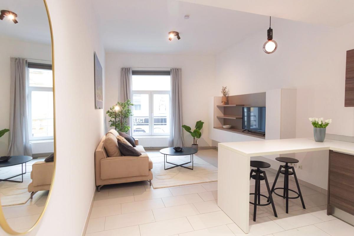 Suitetrails - Origer Apartments by Rentaroo