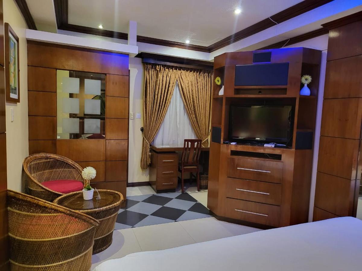 Suitetrails - Fields Palace Hotel