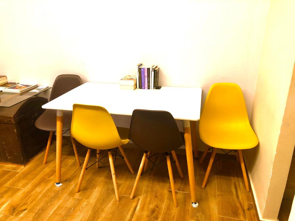 Suitetrails - Athens Central Blue Grand Apartment