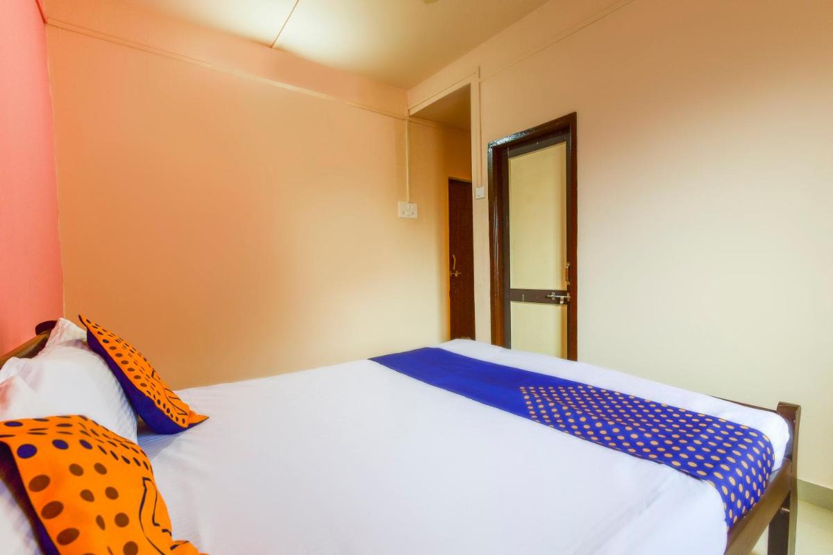 SPOT ON Hotel Diamond Lodging And Boarding - Housity