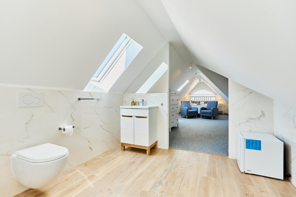 Villa Astoria - Housity