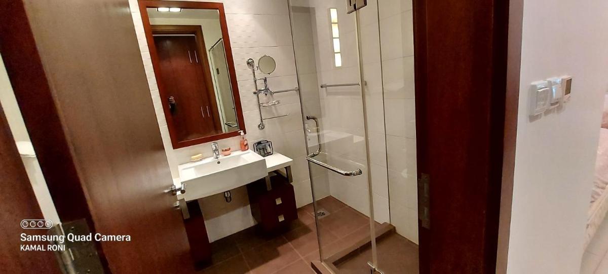 Suitetrails - Family friendly house in Bahrian