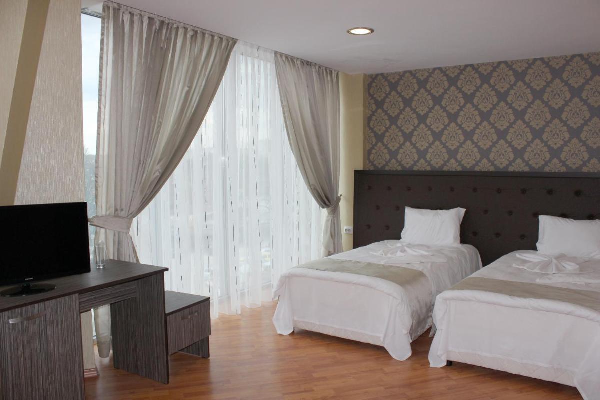 Family Hotel Silistra - Housity