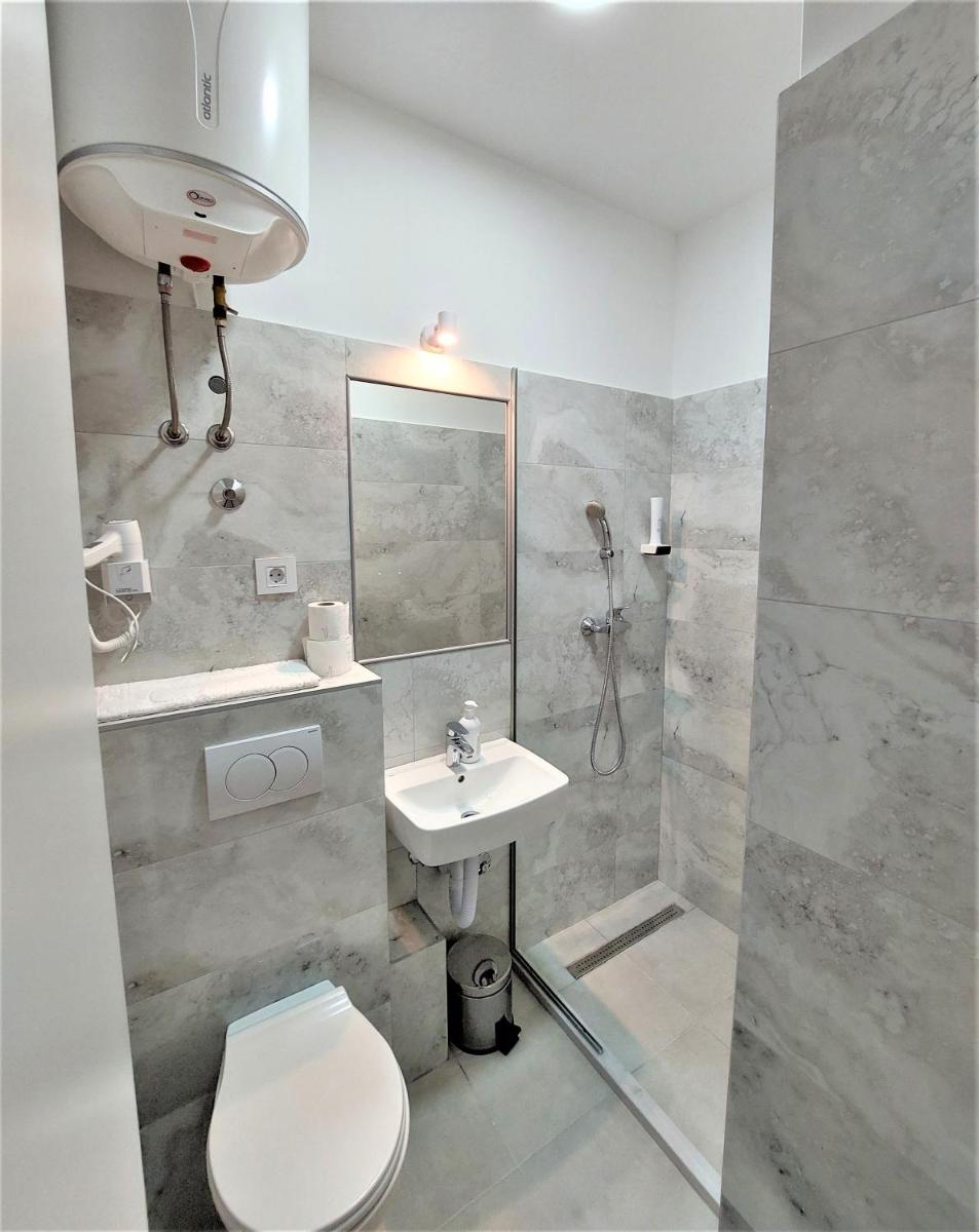 Suitetrails - Orange Business Centar Apartments