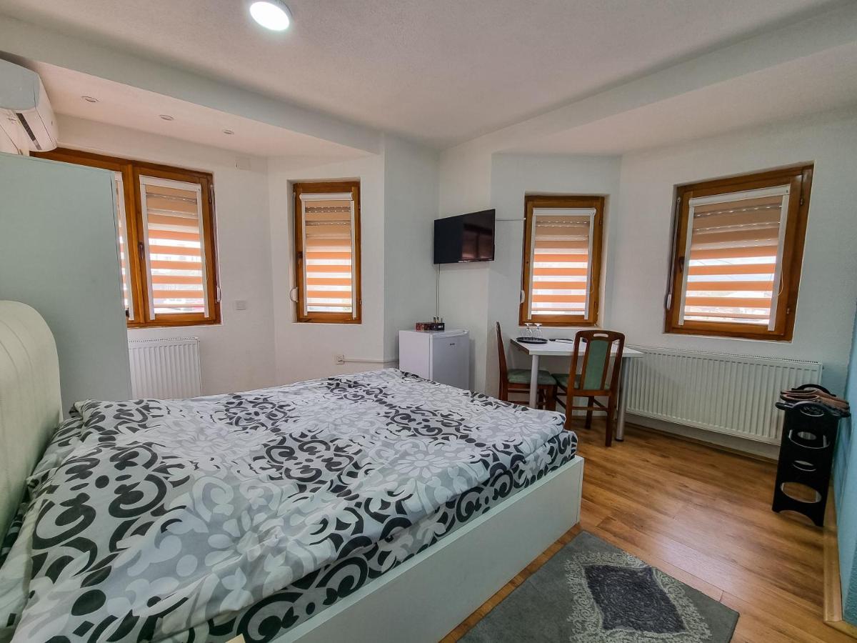 Gurman - Housity