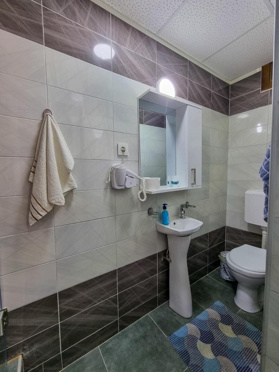 Gurman - Housity