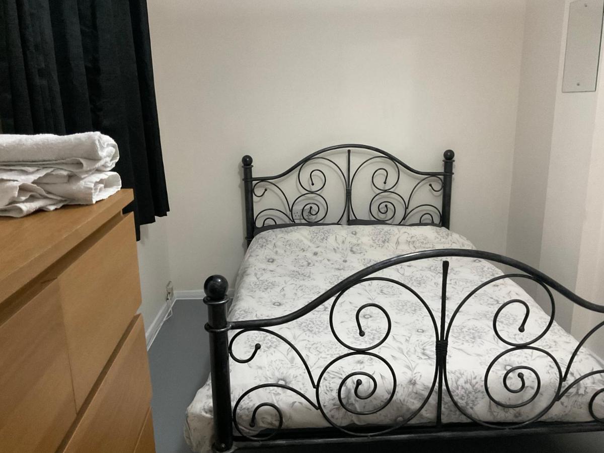 Comfy Double Room In Our Shared House - Housity