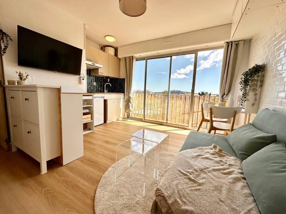 Superbe Appartement Rénové avec Cinéma - Cap D'Agde - Housity