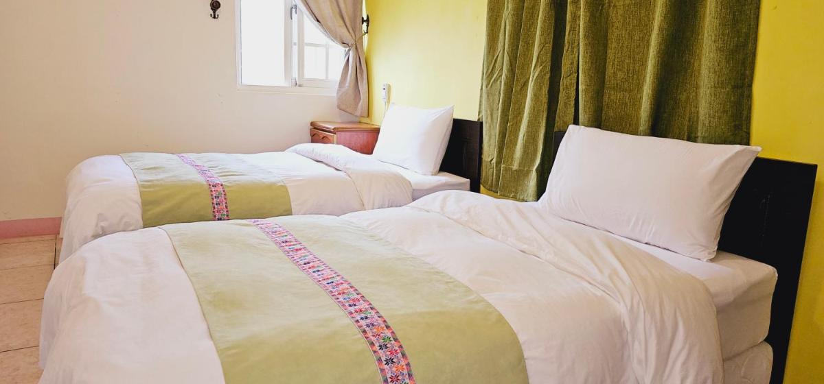 Auntie's Flowers Homestay - Housity