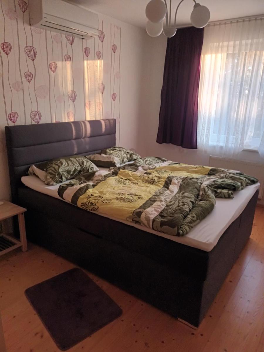 House in the centrer of a tranquil village - Housity