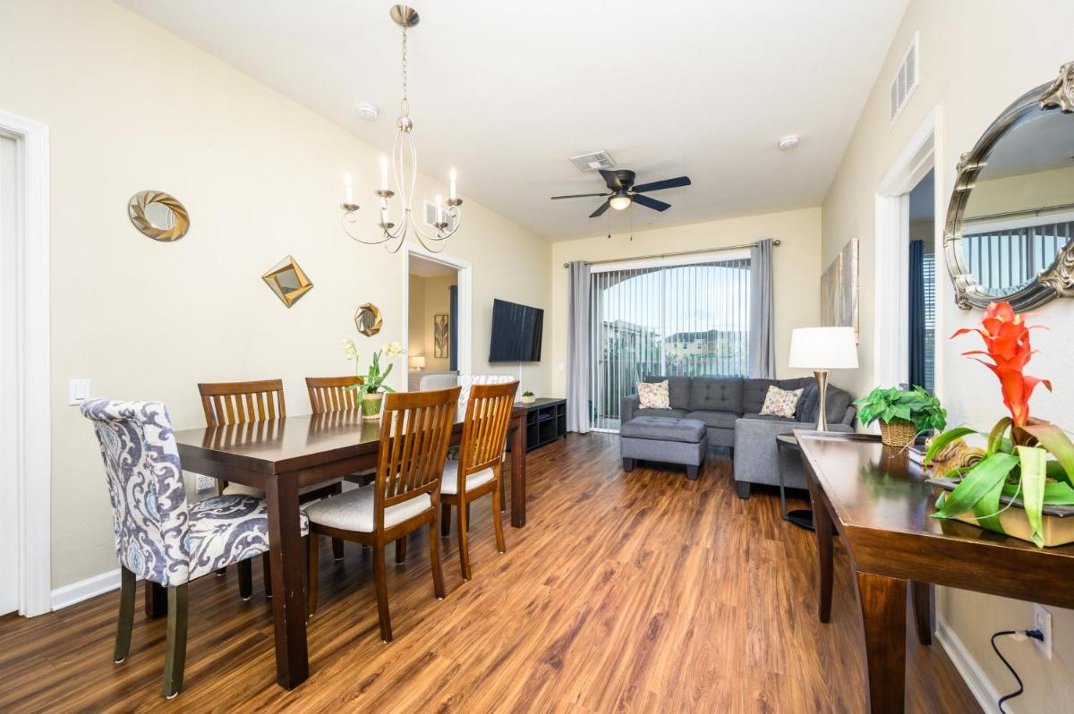 Beautiful Deluxe Condo, Vista Cay - 3023 - Housity
