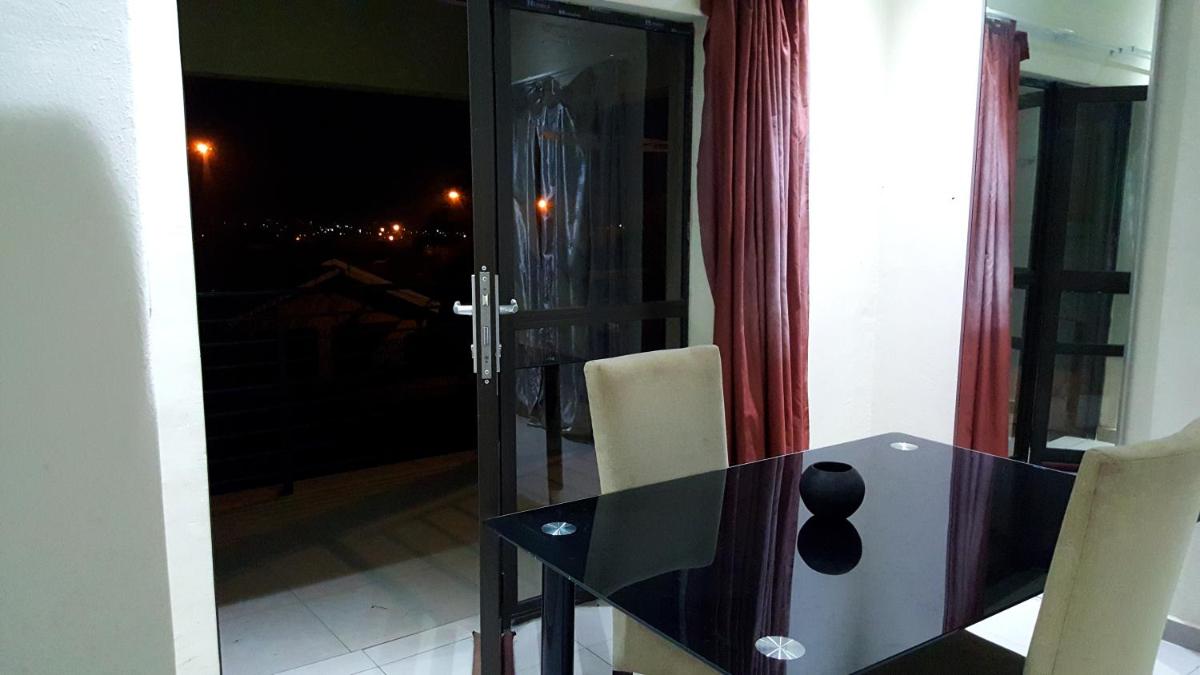Zakhele BnB - Housity
