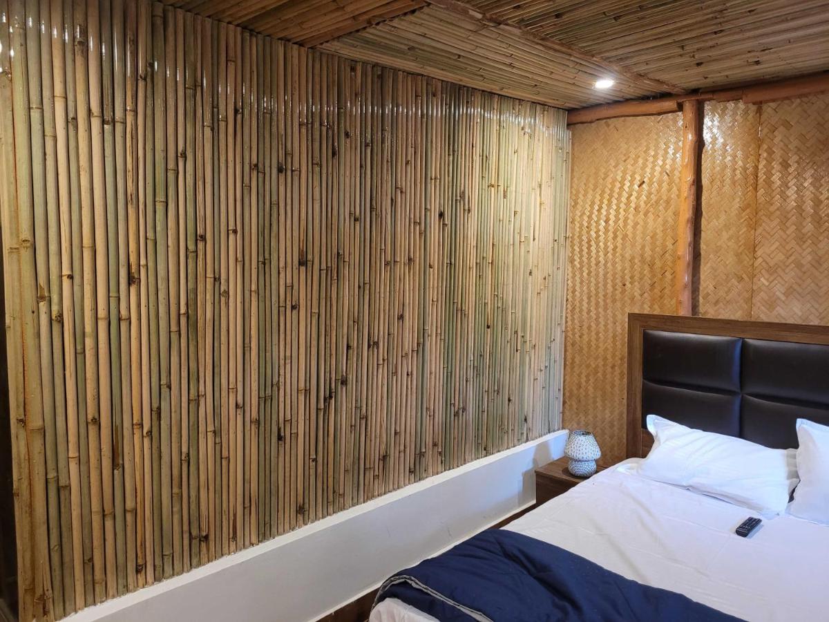 Super Hotel O Royal Tree Cafe And Resort - Housity