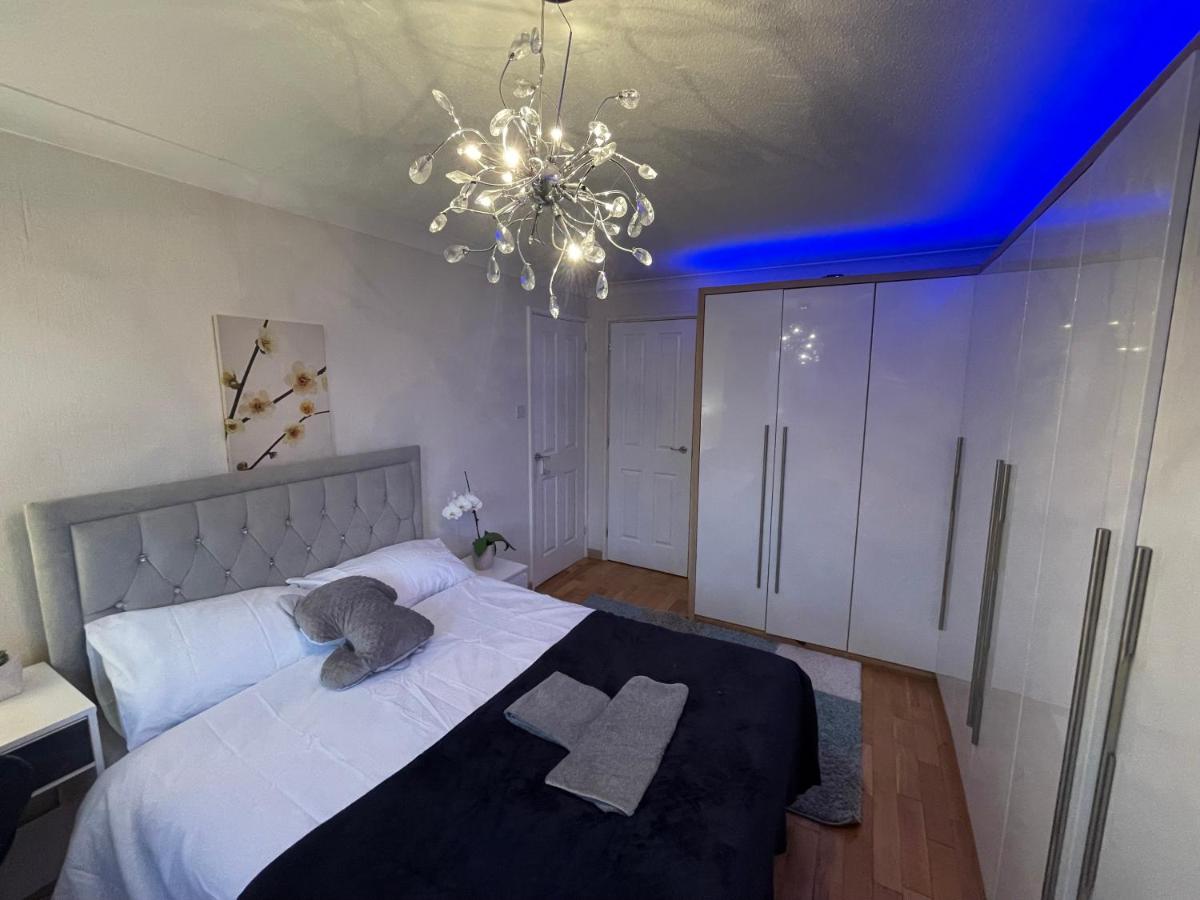 Suitetrails - Amazing Room in a Lovely home