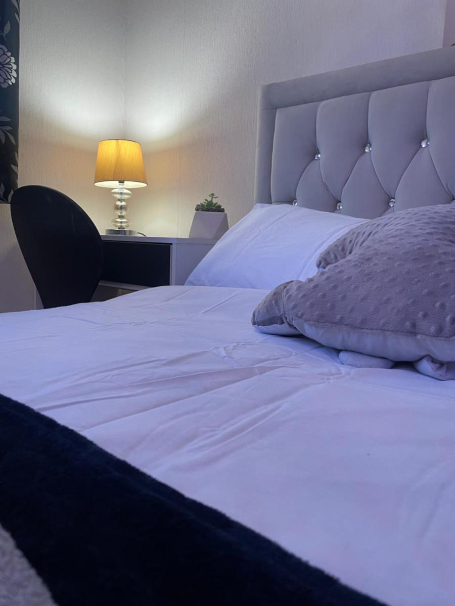 Suitetrails - Amazing Room in a Lovely home