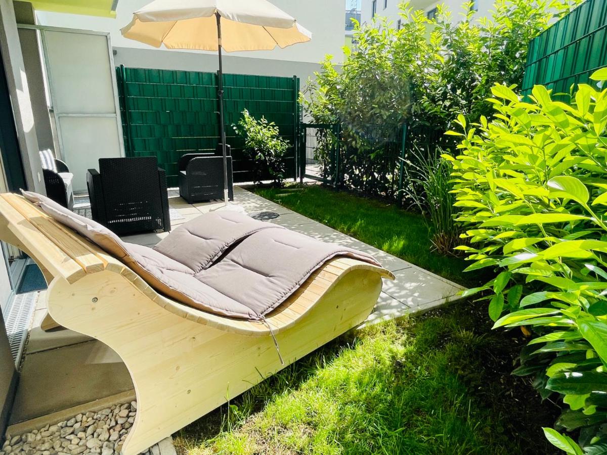 Suitetrails - Topmodernes Sonnenwohnen Apartment bei U-Bahn und Therme Wien Oberlaa, 15 min bis Stephansplatz