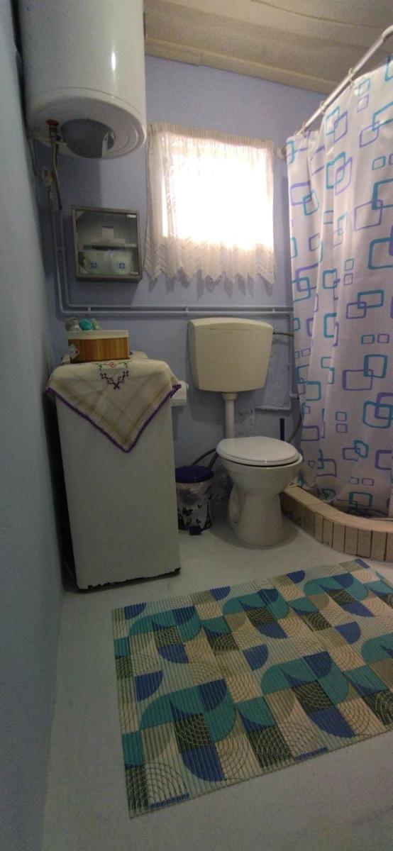 - - Housity
