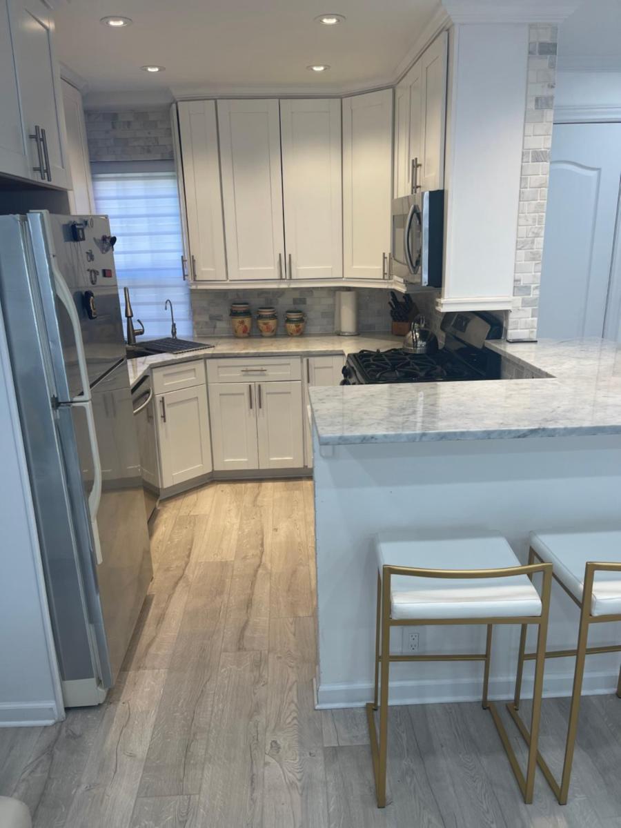 Suitetrails - Renovated Jacuzzi Tub Home NYC-LGA-JFK Washer-Dryer