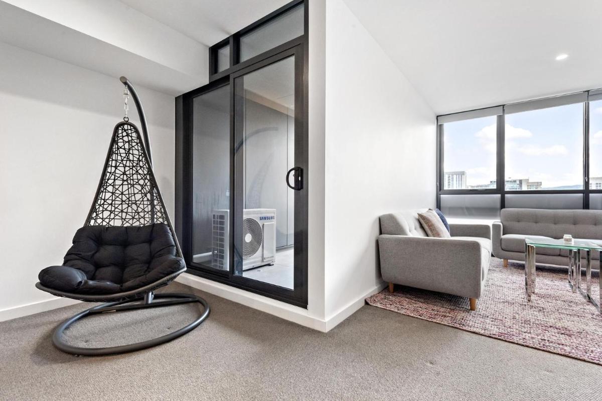 Suitetrails - Veronica - Central Adelaide Breeze Suite