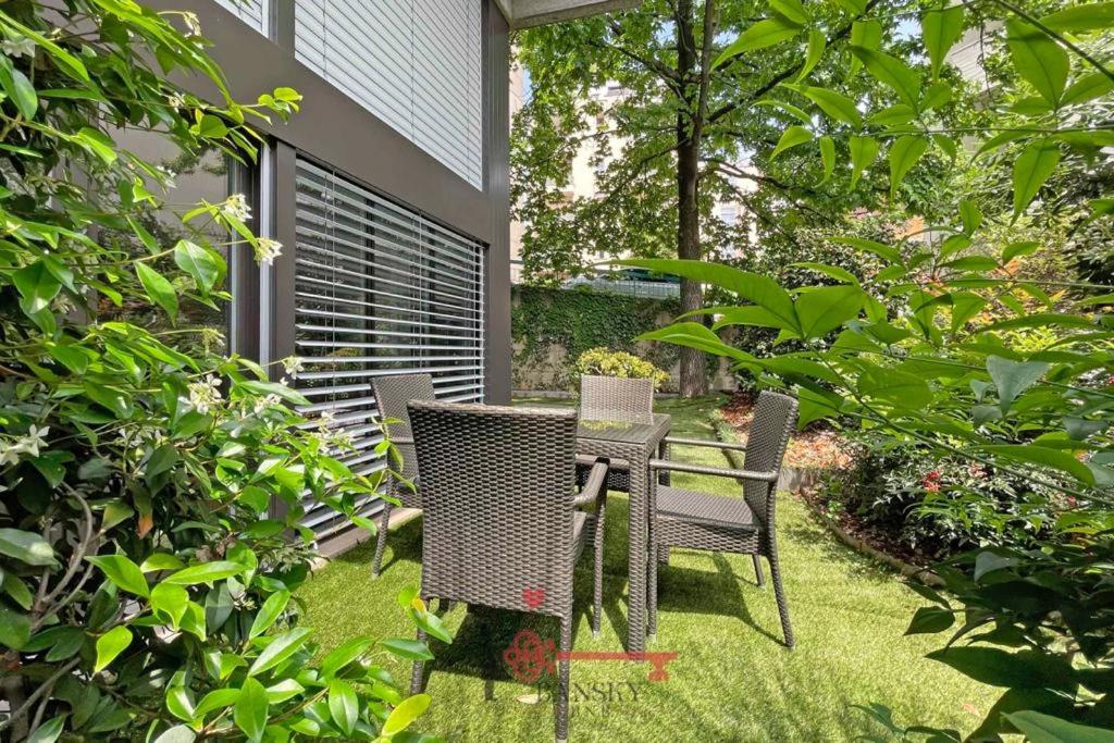 DUPLEX LOFT IN LUGANO CENTER with Garden, Wi-Fi - Housity