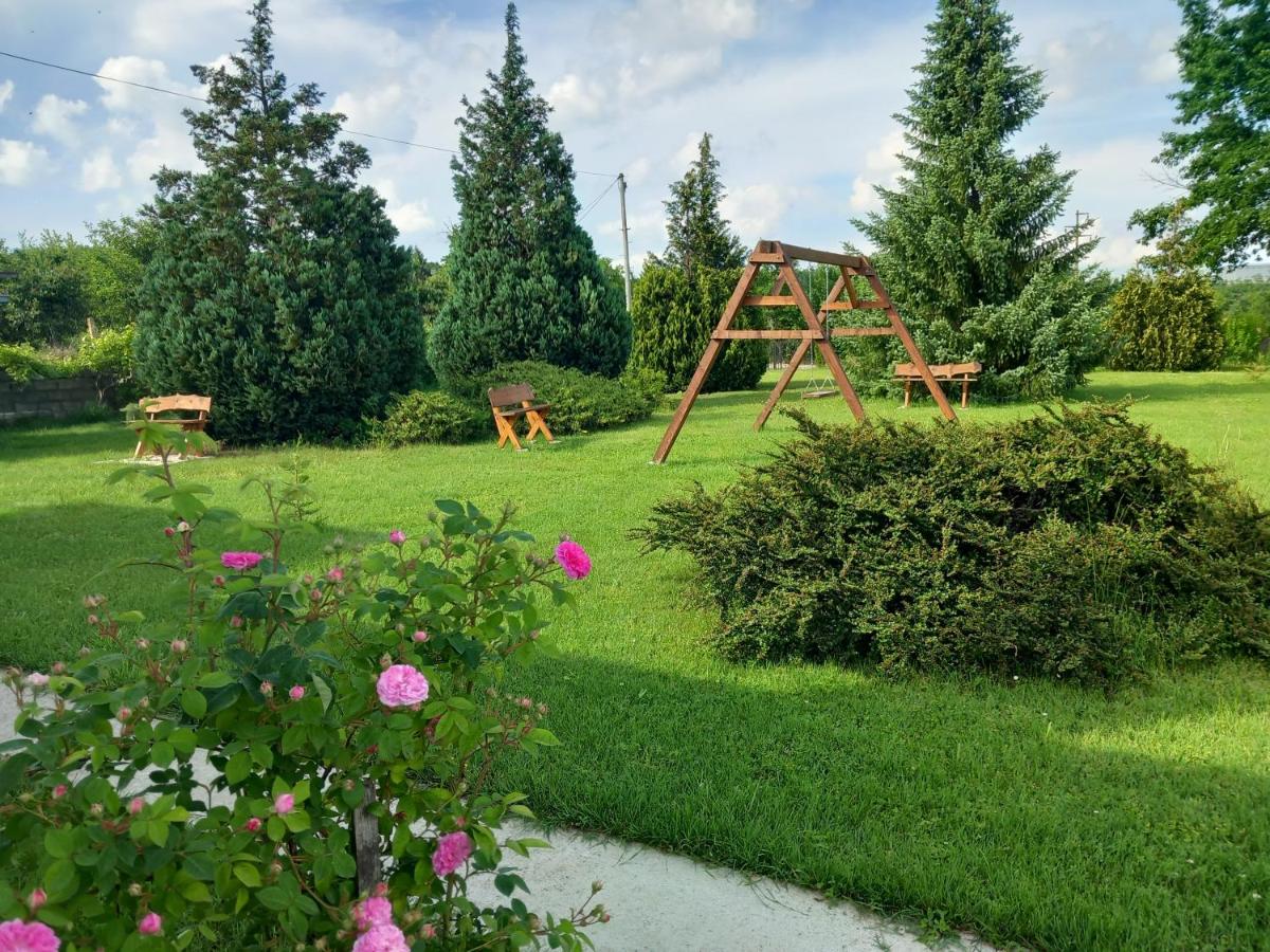 Apartmani Ćosić - Housity