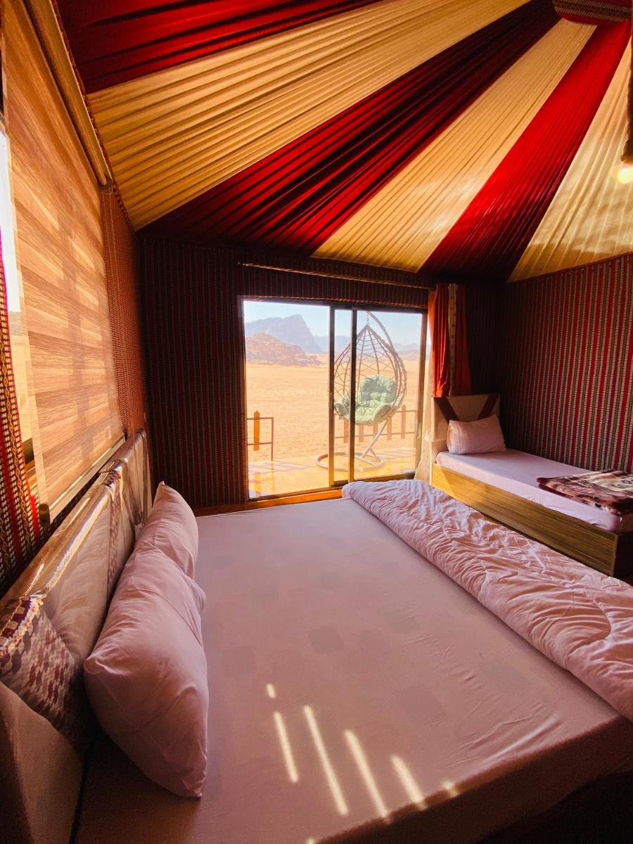 Nael Bedouin camp - Housity