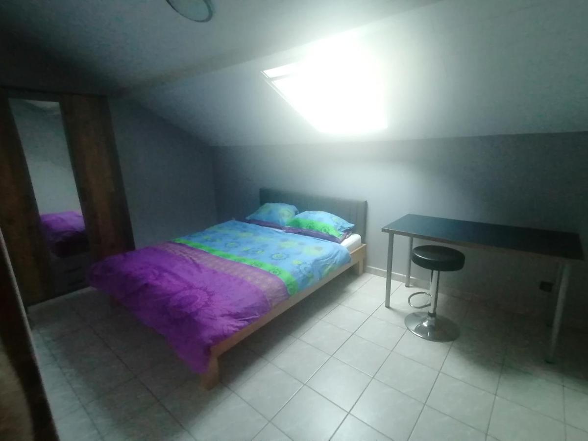 Furnished flat at french border - Housity