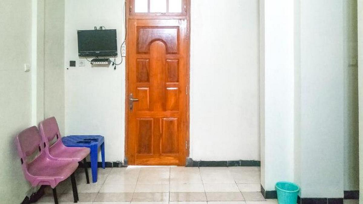 Villa Al Barokah Syariah Family Mitra RedDoorz near Sarangan Lake - Housity