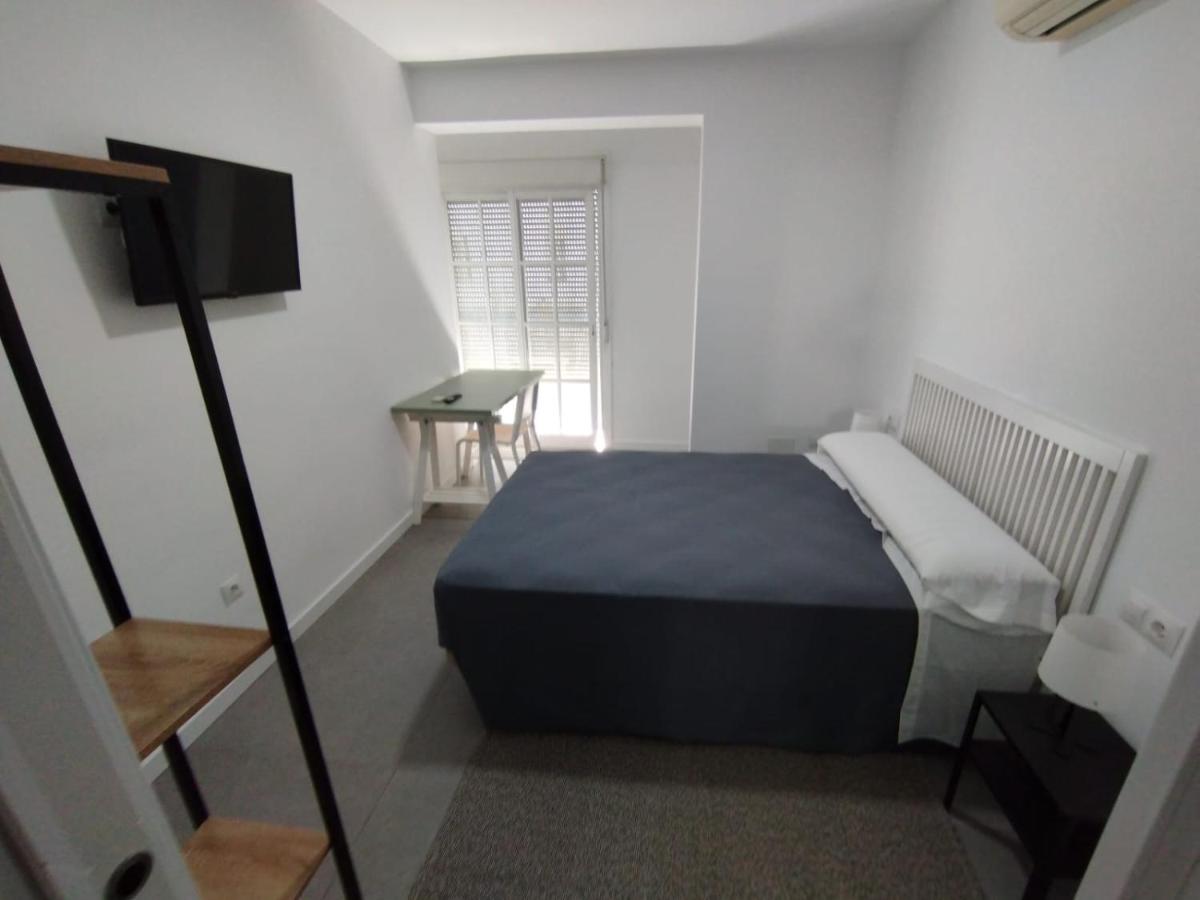 Hostal Acemar - Housity