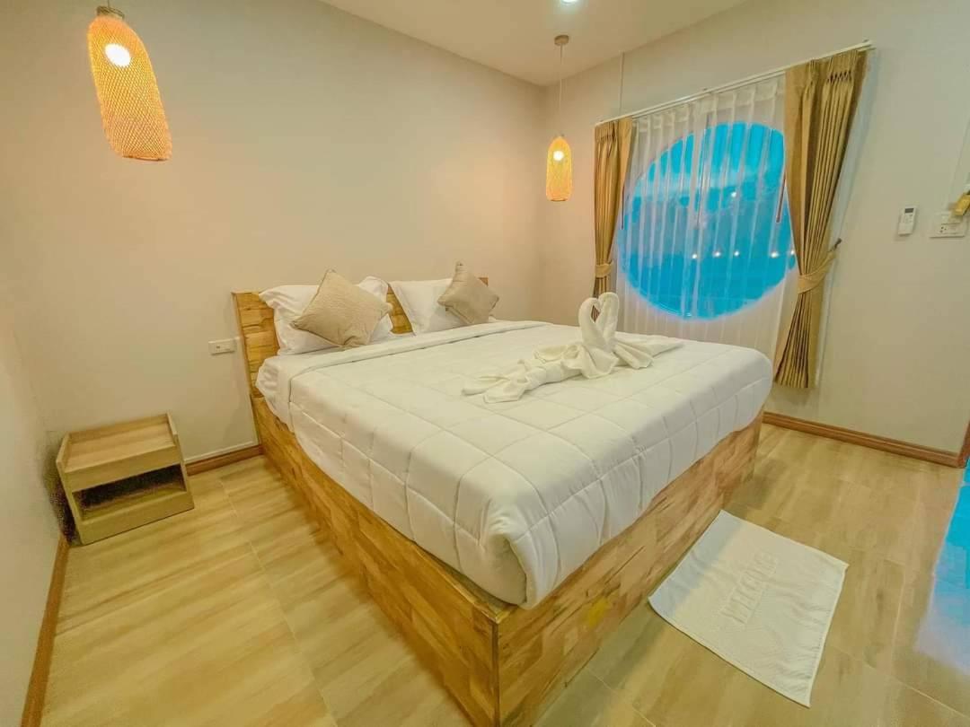 ForUResort&Cafe - Housity