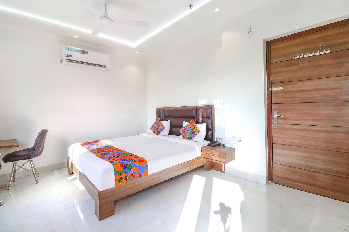 FabHotel Bhawana - Housity