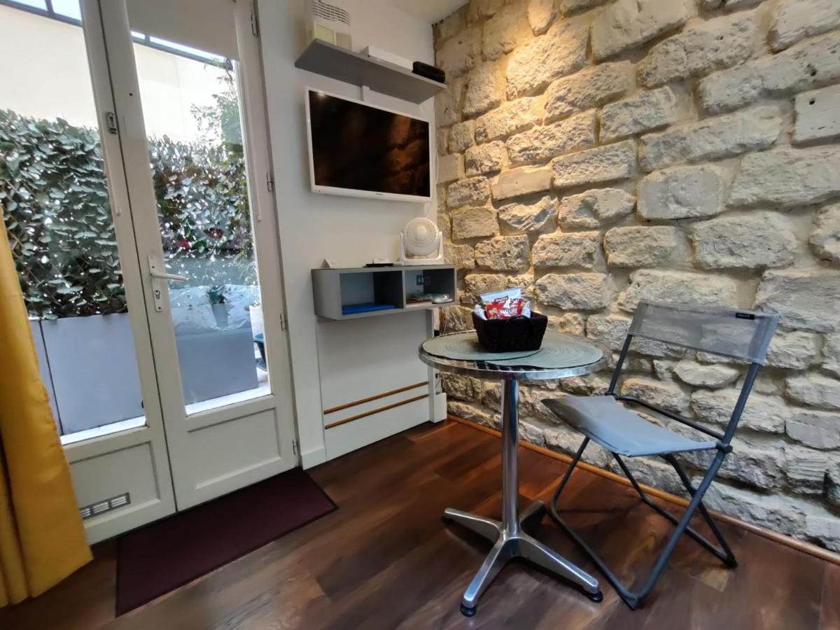 Suitetrails - Romantic Tiny House inside Montmartre