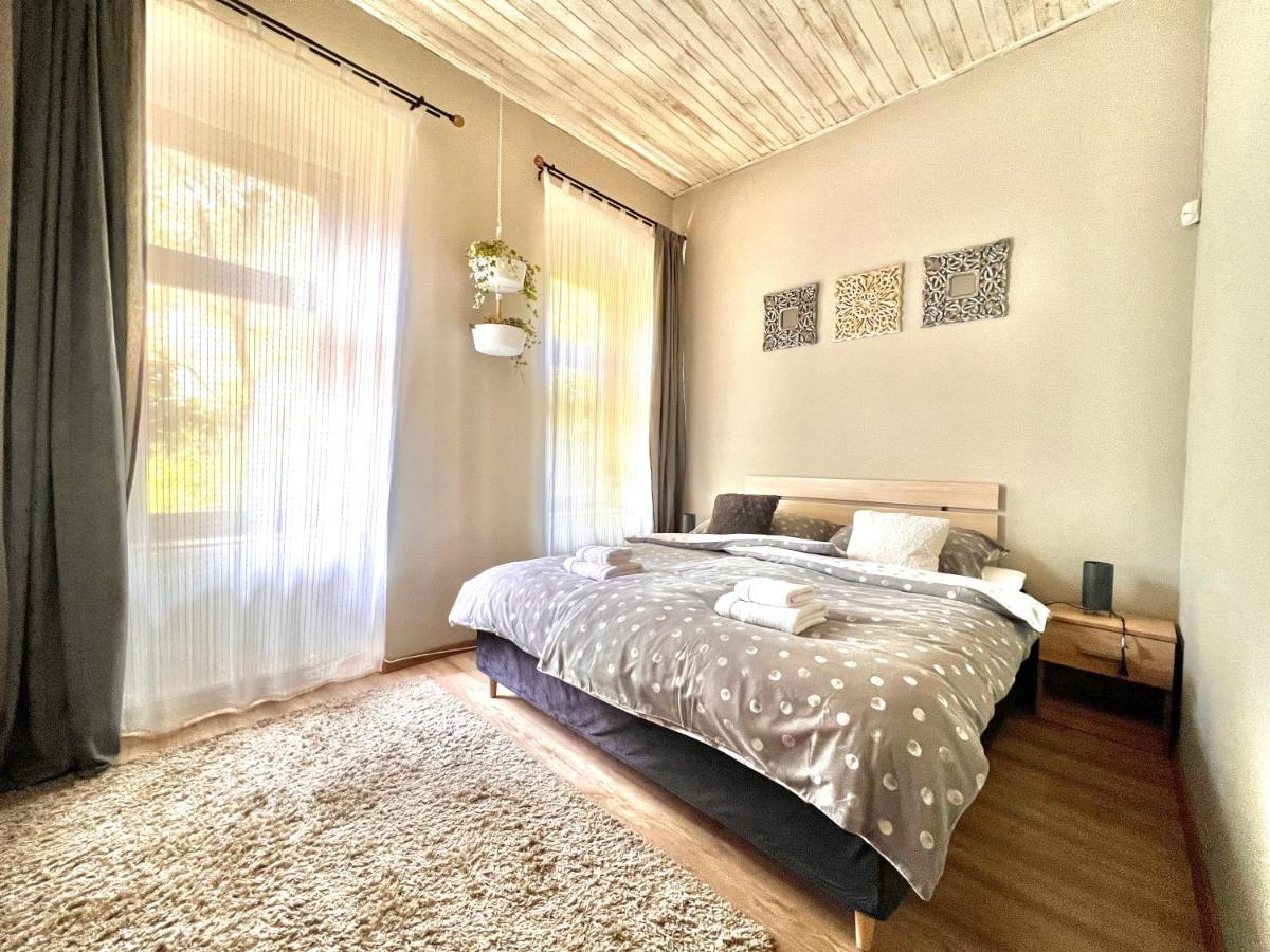 Suitetrails - Kőház Apartman