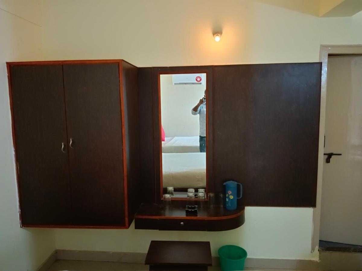 VISHNU RESIDENCY - Housity