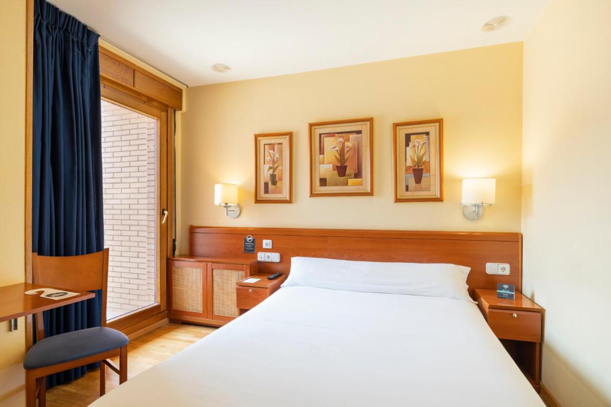 Hostal Alda Río Duero - Housity