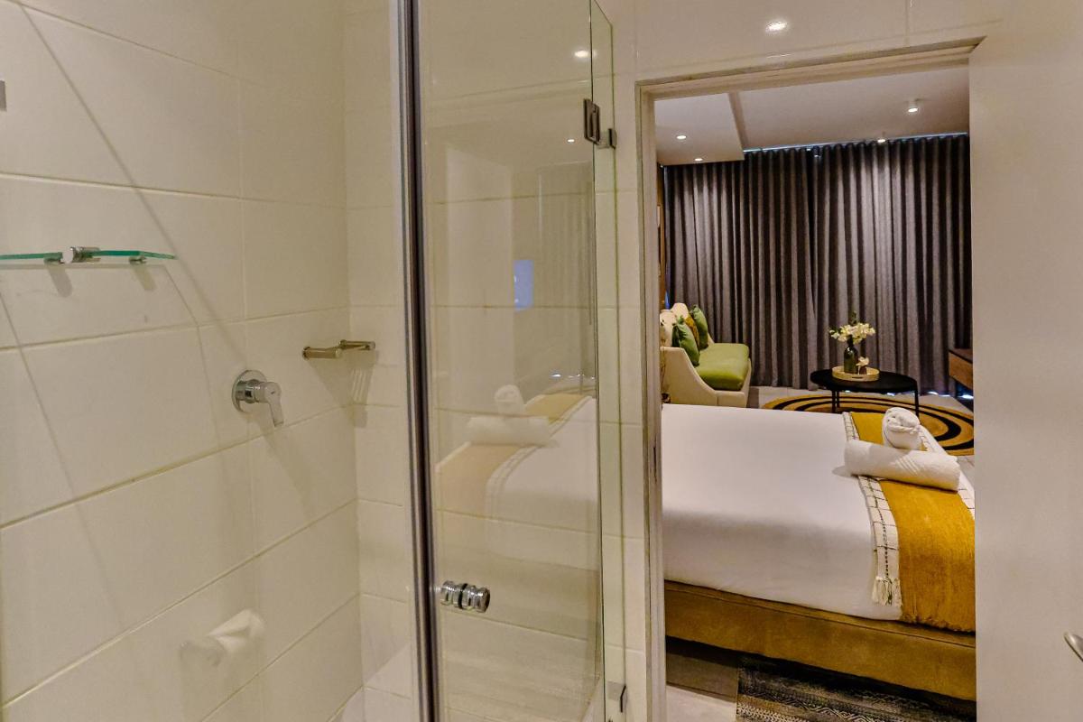 Suitetrails - ZIMBALI BOULEVARD SUIT 260
