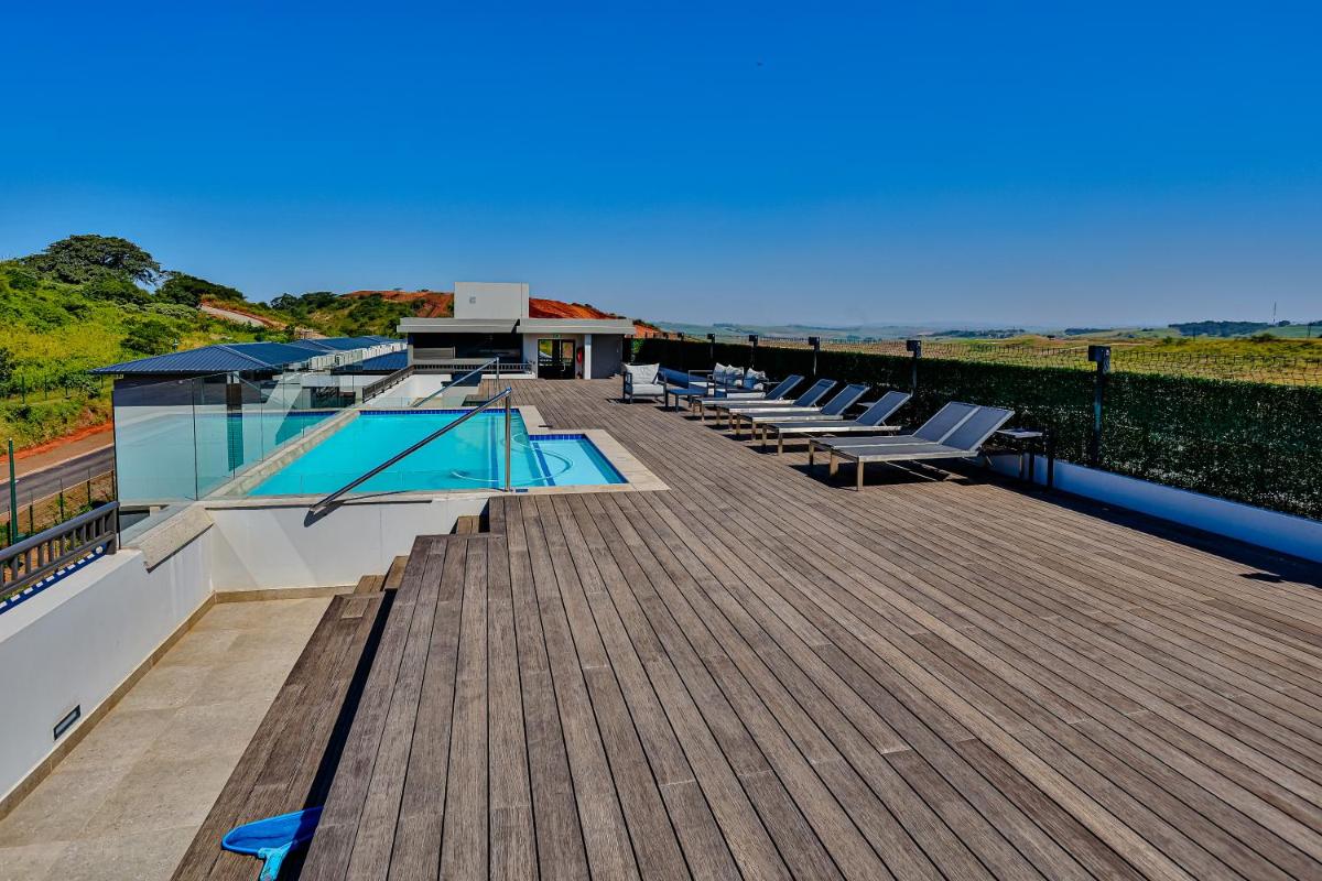 Suitetrails - ZIMBALI BOULEVARD SUIT 260