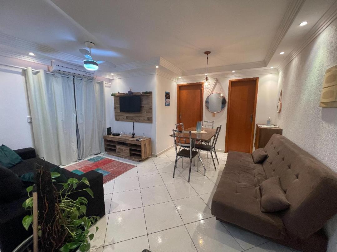 Suitetrails - Apartamento aconchegante 1 quadra da praia