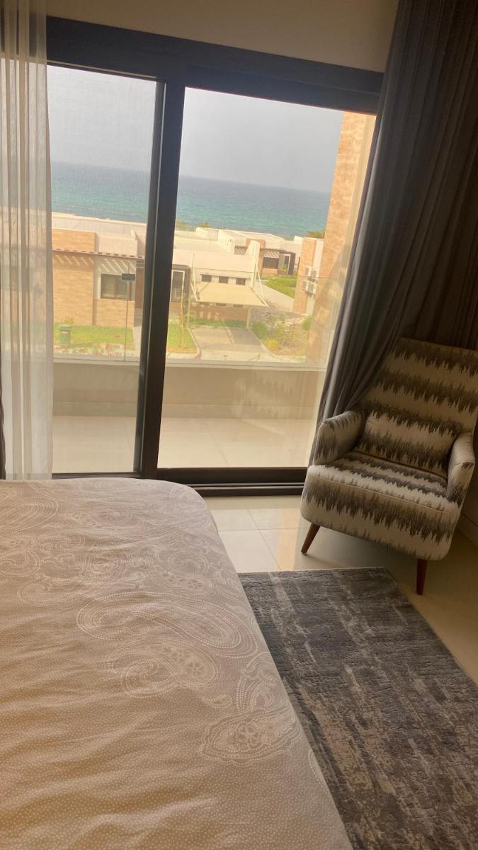 Suitetrails - Sifah Townhouse Beach