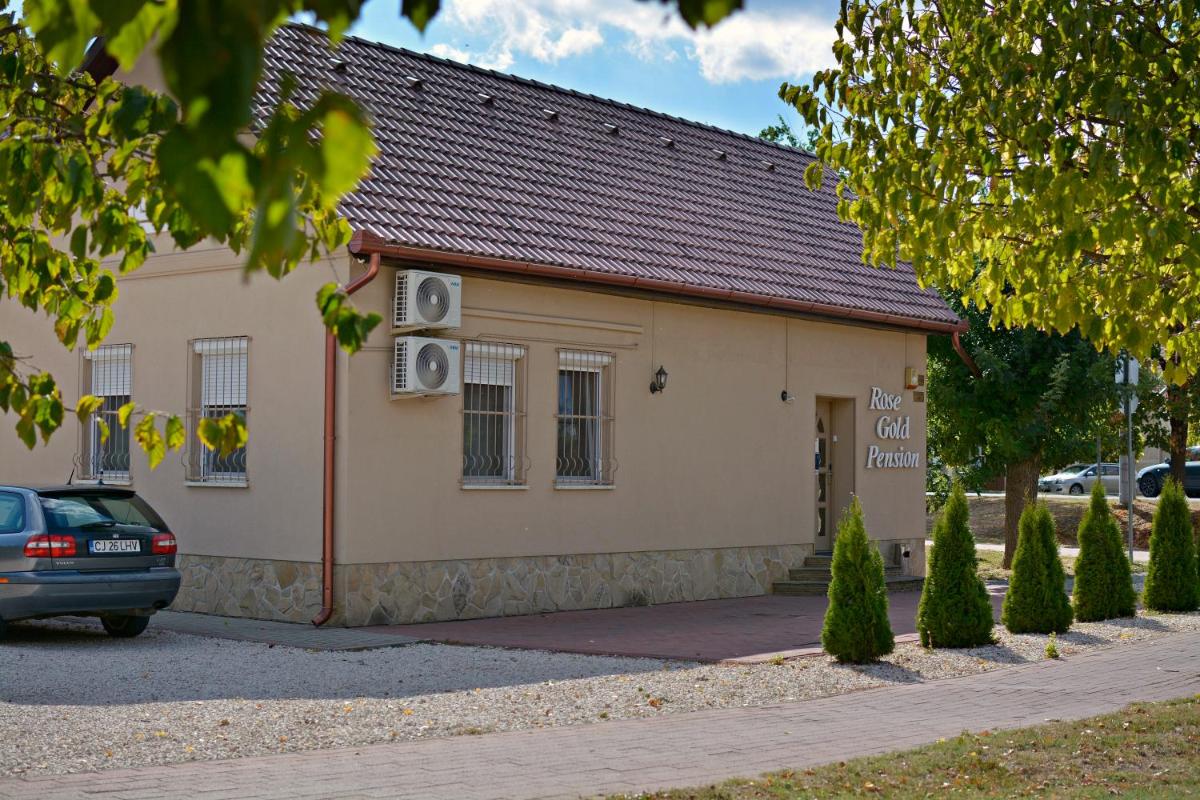 R.Gold Apartman - Housity