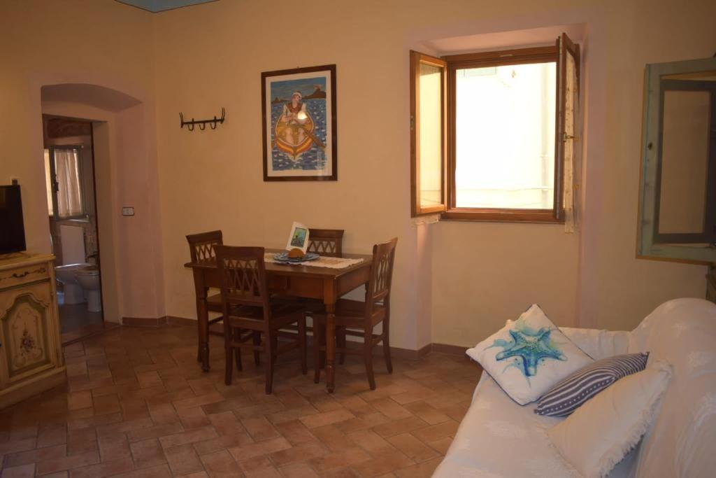 Casa San Michele - monolocale con bagno e cottura - Housity