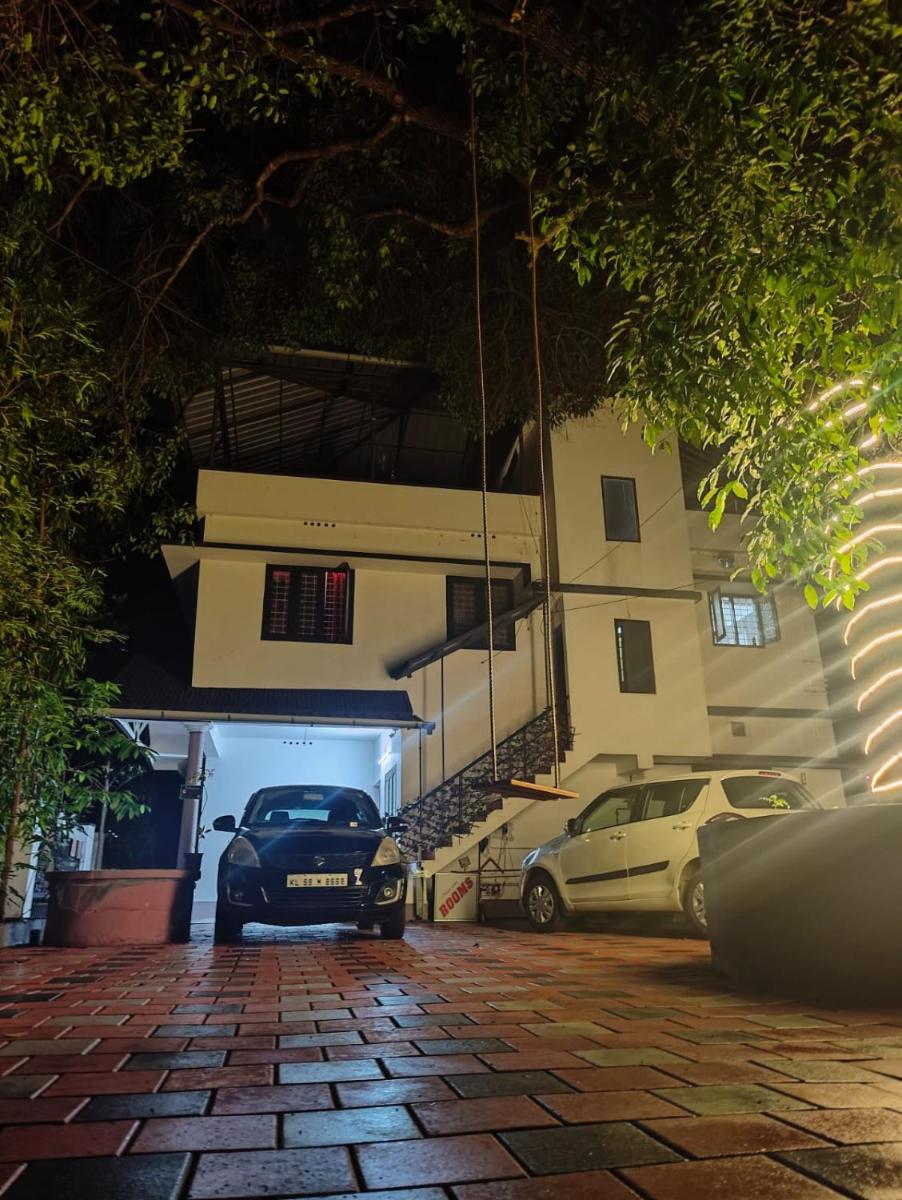 Happy Living Homestay - Housity