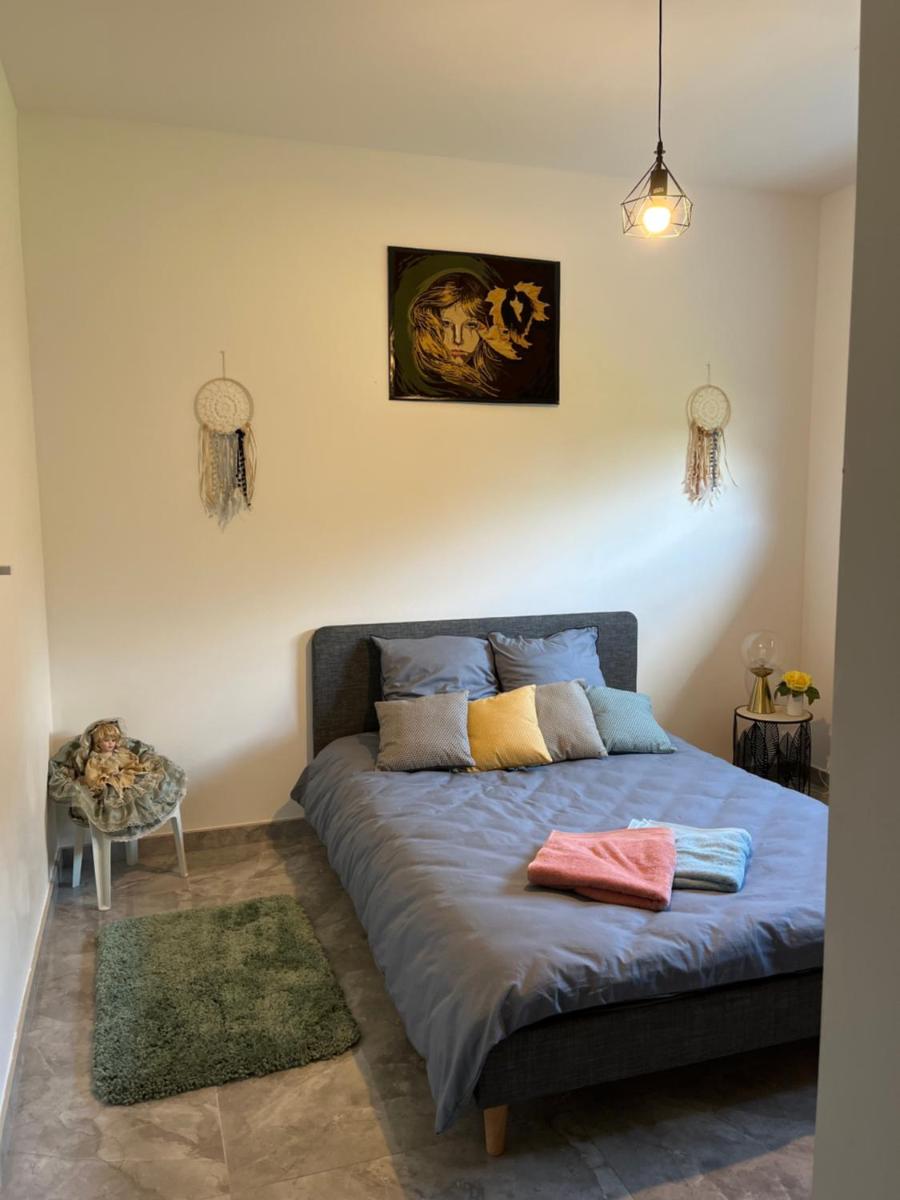 Suitetrails - Chambre double -vue sur jardin
