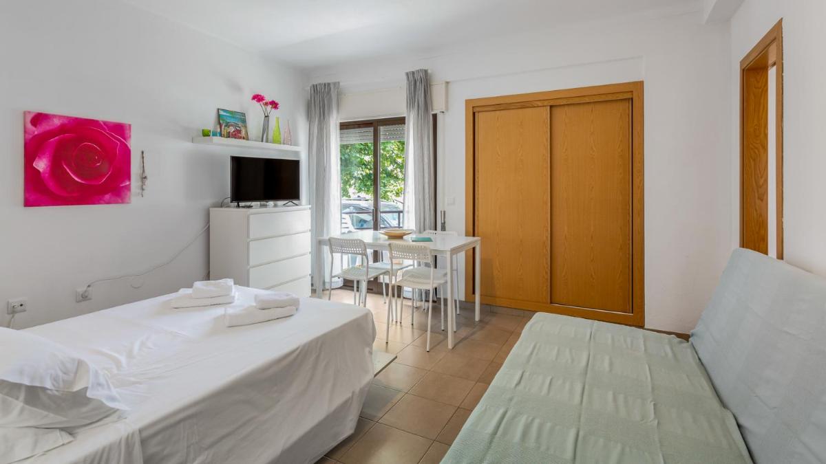 Suitetrails - LovelyStay - Sweet Algarvian Escape