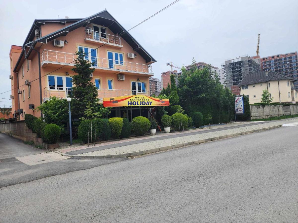 Holiday - Housity