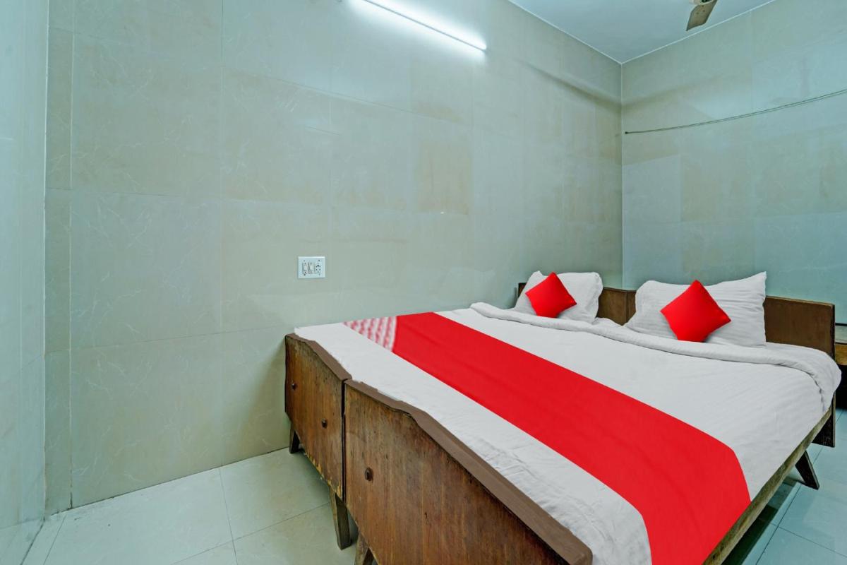 OYO Flagship 81115 Hotel Green Plazza - Housity