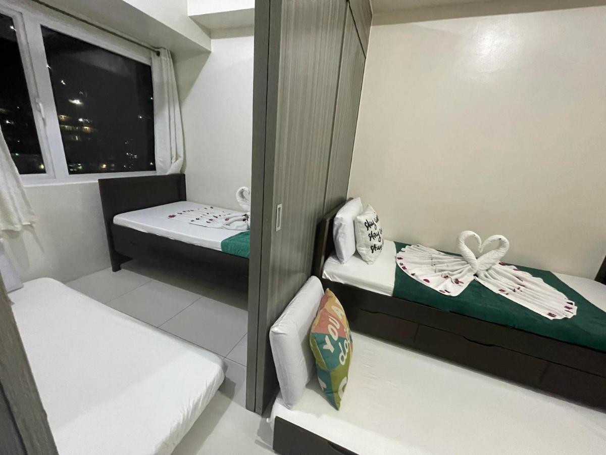 Stays at Green Residences 1 Bedroom - Housity